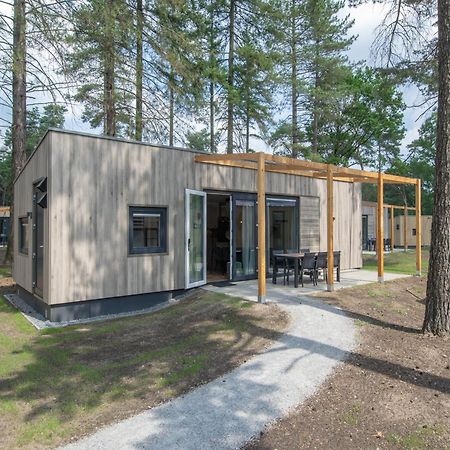 Detached Chalet With Air Conditioning Міерло Екстер'єр фото